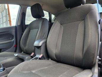 Ford Fiesta TITANIUM TDCI