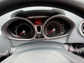 Ford Fiesta 1.4 Zetec 3dr 95BHP