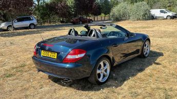 Mercedes-Benz CLS 3.5 SLK350 7G-Tronic 2dr