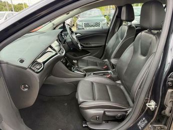 Vauxhall Astra 1.6 CDTi BlueInjection Elite Nav Auto Euro 6 5dr