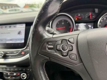 Vauxhall Astra 1.6 CDTi BlueInjection Elite Nav Auto Euro 6 5dr