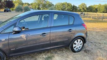 Vauxhall Corsa 1.4i 16v Club 5dr