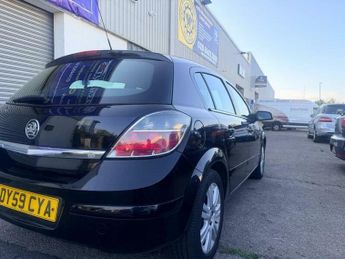 Vauxhall Astra 1.6i 16v Elite Hatchback 5dr Petrol Manual (155 g/km, 113 bhp)