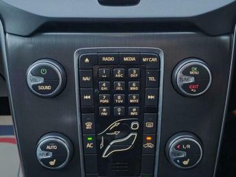 Volvo V40 1.6 T4 Lux Nav Powershift Euro 5 (s/s) 5dr