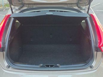 Volvo V40 1.6 T4 Lux Nav Powershift Euro 5 (s/s) 5dr