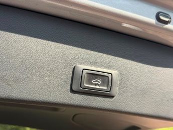 Audi A6 AVANT TDI QUATTRO S LINE BLACK EDITION