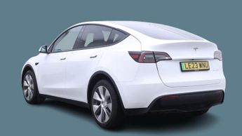 Tesla Model Y LONG RANGE AWD
