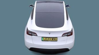Tesla Model Y LONG RANGE AWD