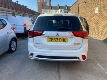 Mitsubishi Outlander 2.0 12kWh Juro CVT 4WD Euro 6 (s/s) 5dr