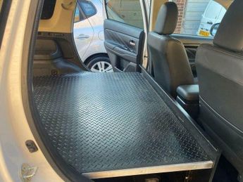 Mitsubishi Outlander 2.0 12kWh Juro CVT 4WD Euro 6 (s/s) 5dr