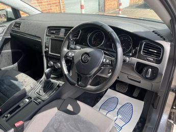 Volkswagen Golf 1.4 TSi BlueMotion Tech Match DSG 5dr