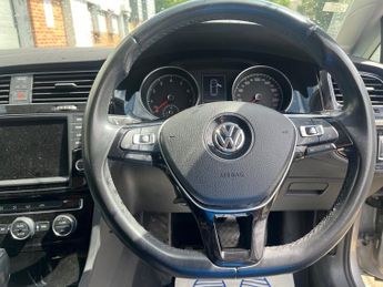 Volkswagen Golf 1.4 TSi BlueMotion Tech Match DSG 5dr