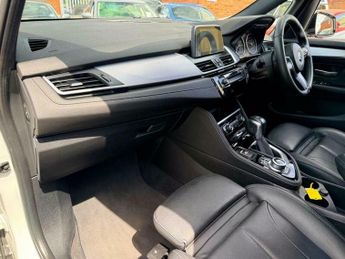 BMW 2 SERIES 1.5 218i M Sport Auto Euro 6 (s/s) 5dr