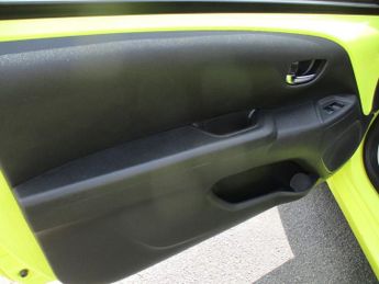 Toyota AYGO VVT-I X-CITE 3