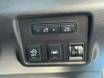 Nissan Micra 0.9 IG-T N-Connecta Euro 6 (s/s) 5dr