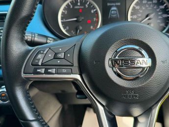 Nissan Micra 0.9 IG-T N-Connecta Euro 6 (s/s) 5dr