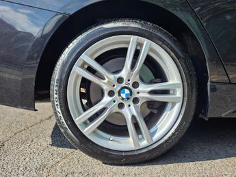 BMW 3 SERIES 330d XDRIVE M SPORT