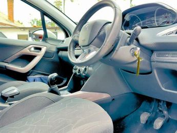 Peugeot 2008 1.2 PureTech Active Euro 6 5dr