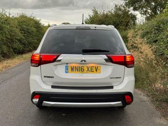 Mitsubishi Outlander 2.2 DI-D GX3 Auto 4WD Euro 6 5dr