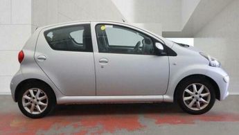 Toyota AYGO 1.0 VVT-i Platinum Euro 4 5dr