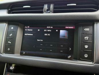 Jaguar XF 2.0d R-Sport Auto Euro 6 (s/s) 4dr