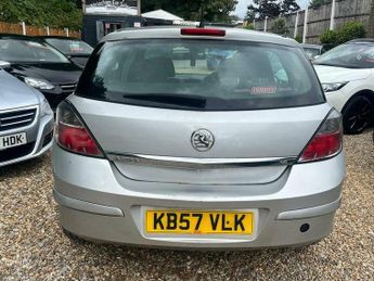 Vauxhall Astra 1.6i 16v Design 5dr