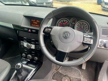 Vauxhall Astra 1.6i 16v Design 5dr