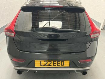 Volvo V40 D2 R-DESIGN