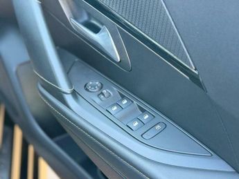 Peugeot 208 1.2 PureTech GT EAT Euro 6 (s/s) 5dr