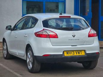 Renault Megane 1.5 dCi Dynamique TomTom Euro 5 5dr