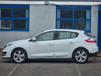 Renault Megane 1.5 dCi Dynamique TomTom Euro 5 5dr