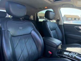 Infiniti QX70 3.0d V6 GT Auto 4WD Euro 5 5dr