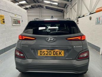 Hyundai KONA PREMIUM