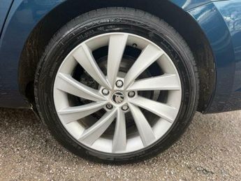 Skoda Superb 2.0 TDI Laurin & Klement DSG Euro 6 (s/s) 5dr