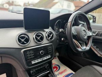 Mercedes-Benz C Class 1.6 GLA200 AMG Line Edition (Plus) 7G-DCT Euro 6 (s/s) 5dr