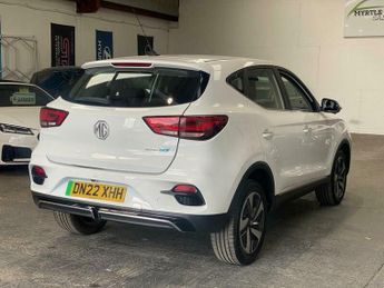 MG ZS 72.6kWh SE Long Range Auto 5dr