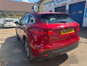Jaguar F-Pace 2.0 D180 R-Sport Auto AWD Euro 6 (s/s) 5dr