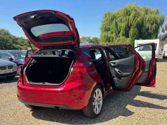 Ford Fiesta 1.0T EcoBoost Titanium Hatchback 5dr Petrol Auto Euro 6 (s/s) (1