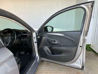 Vauxhall Corsa 50kWh SE Nav Premium Hatchback 5dr Electric Auto (7.4Kw Charger)