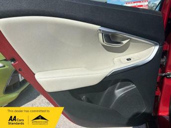 Volvo V40 1.6 D2 Lux Powershift Euro 5 (s/s) 5dr