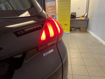 Peugeot 2008 ACTIVE