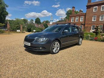 Skoda Superb 2.0 TDI Elegance DSG Euro 5 (s/s) 5dr