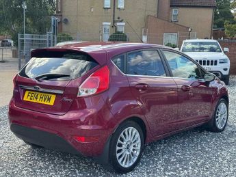 Ford Fiesta 1.0T EcoBoost Titanium Euro 5 (s/s) 5dr