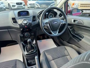 Ford Fiesta 1.0T EcoBoost Titanium Euro 5 (s/s) 5dr