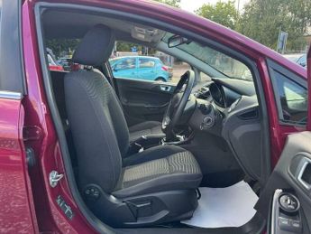 Ford Fiesta 1.0T EcoBoost Titanium Euro 5 (s/s) 5dr