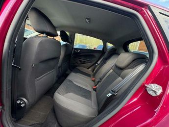 Ford Fiesta 1.0T EcoBoost Titanium Euro 5 (s/s) 5dr