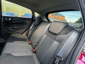 Ford Fiesta 1.0T EcoBoost Titanium Euro 5 (s/s) 5dr