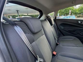 Ford Fiesta 1.0T EcoBoost Titanium Euro 5 (s/s) 5dr