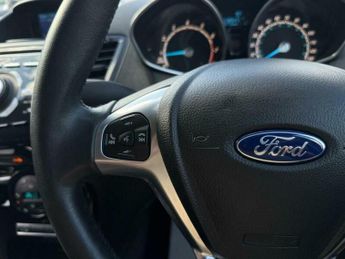 Ford Fiesta 1.0T EcoBoost Titanium Euro 5 (s/s) 5dr