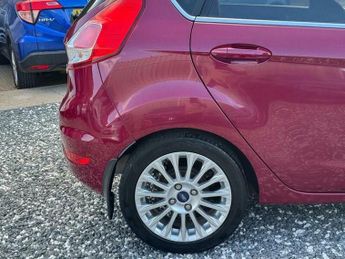 Ford Fiesta 1.0T EcoBoost Titanium Euro 5 (s/s) 5dr